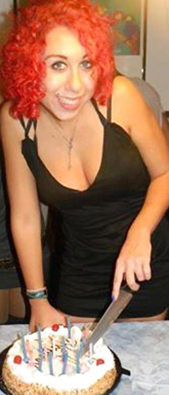 17P CUM ON THIS FUCKING BITCH FACE!! AND COMMENT DIRTHY