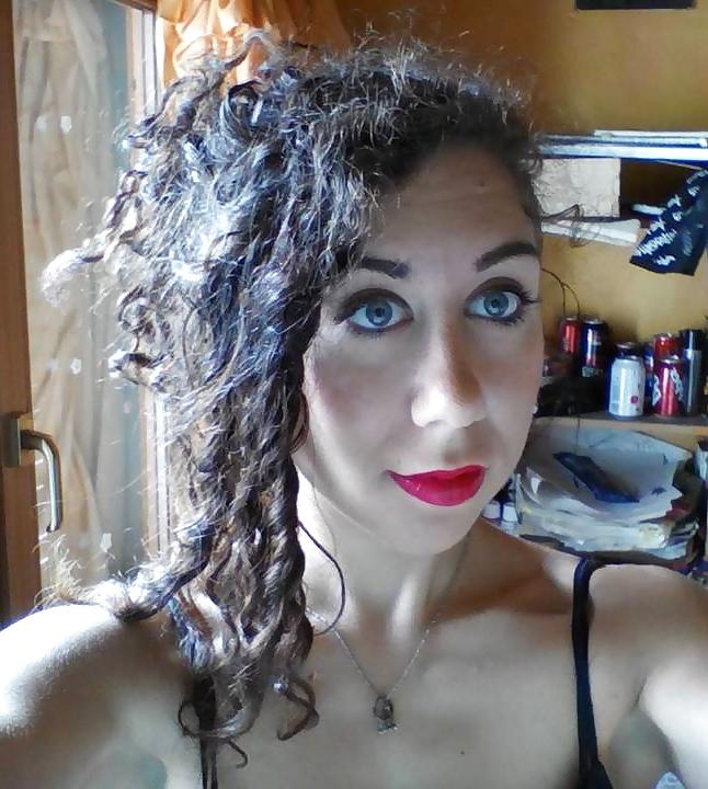 17P CUM ON THIS FUCKING BITCH FACE!! AND COMMENT DIRTHY