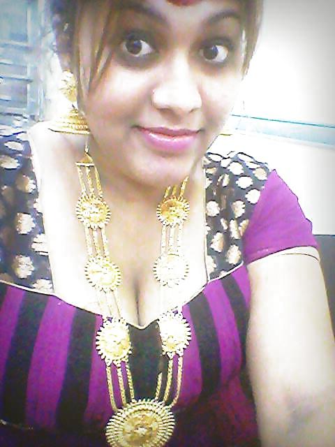 25P Malaysian Indian Girl Bitch 1234