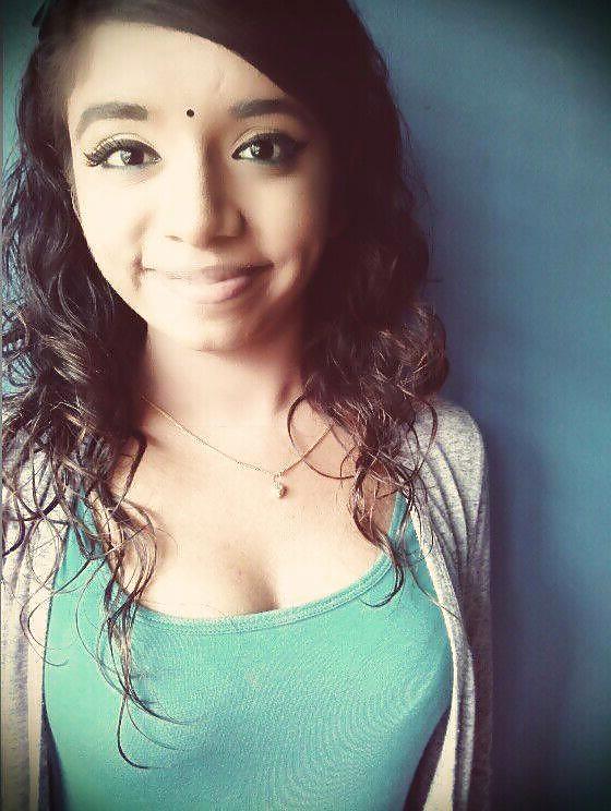 6P Malaysian Indian Girl Bitch Vithya Krishnan 