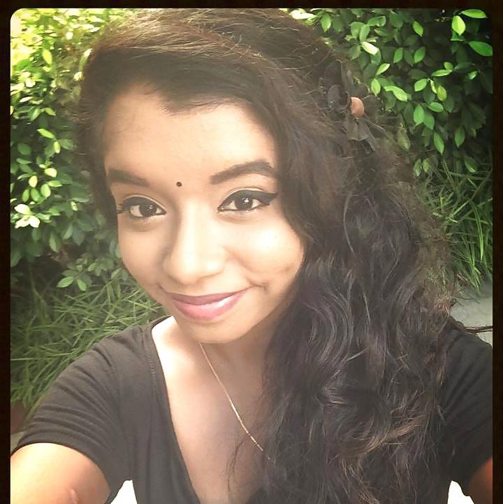 6P Malaysian Indian Girl Bitch Vithya Krishnan 