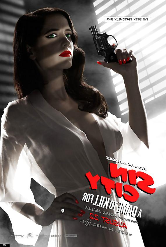 15P Eva Green Topless (A Dame to Kill For)