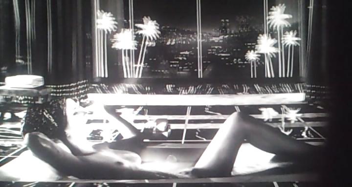 15P Eva Green Topless (A Dame to Kill For)