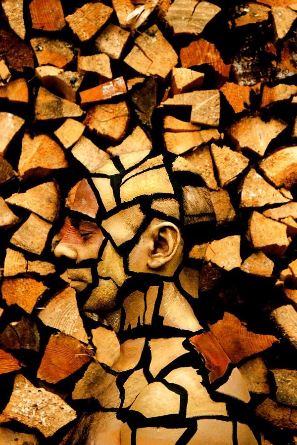 24P Body painting art....