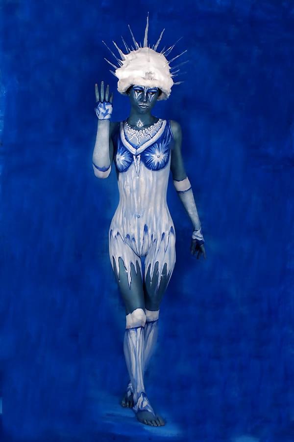 24P Body painting art....