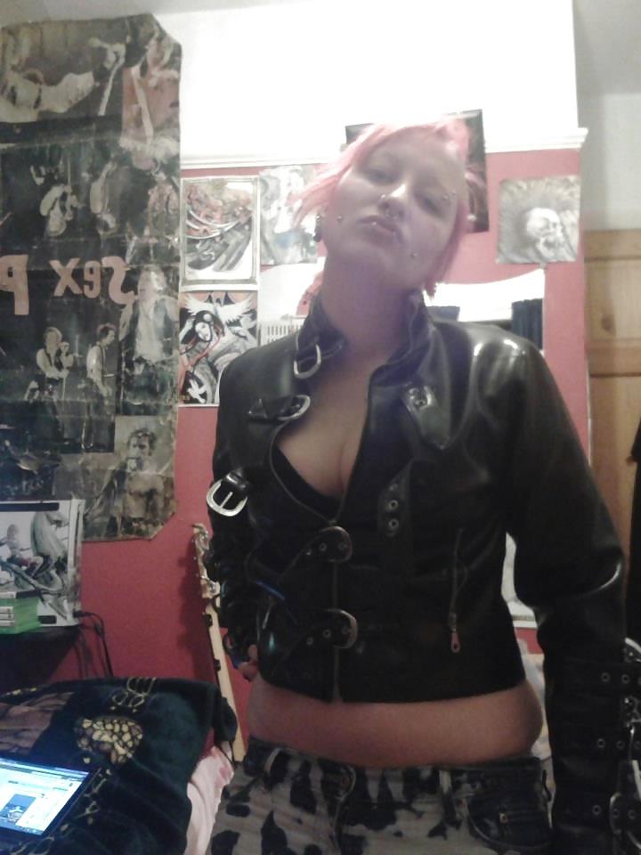 10P Punk Mel