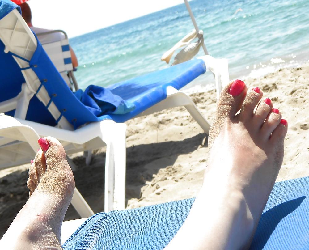 22P BITCH at the beach..