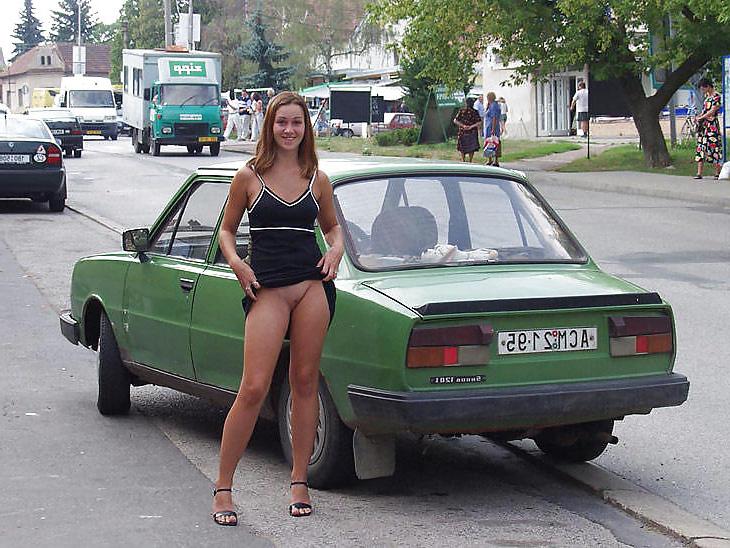 19P Nud in public