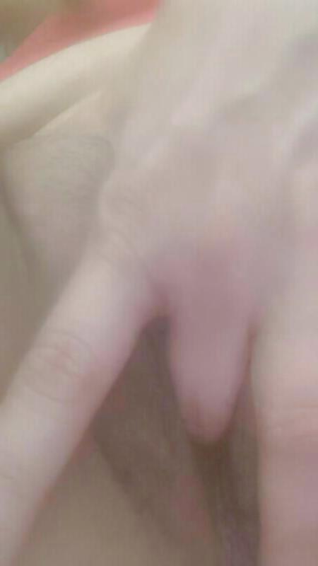 25P Thai girl anal play