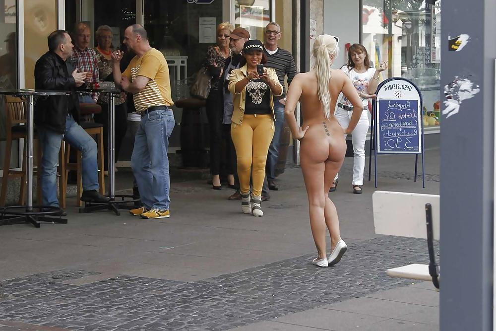 25P Nude in public 7