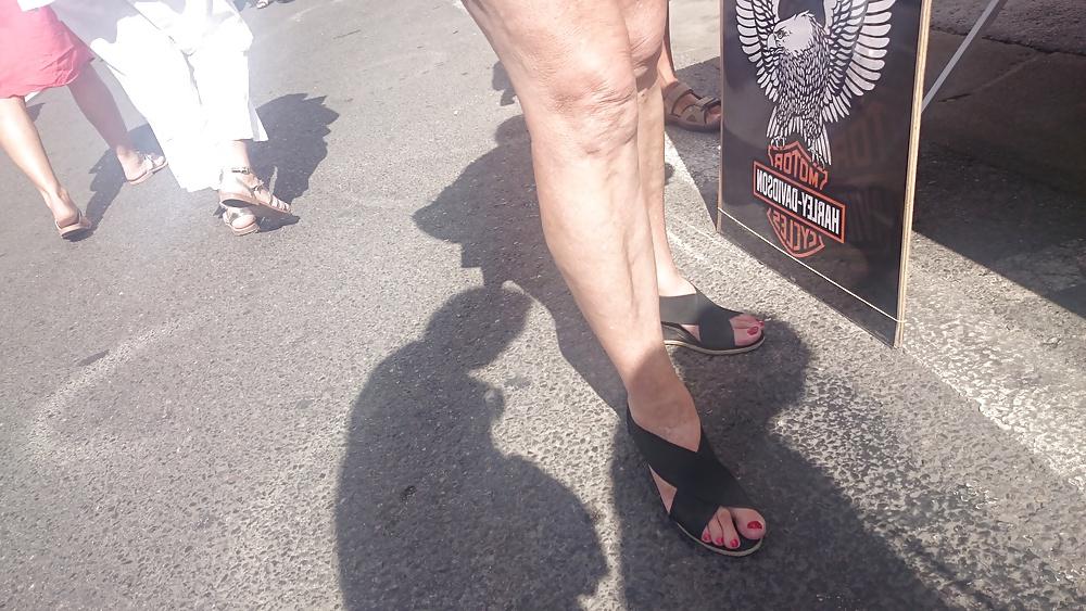 22P Candid heels feet and legs 1