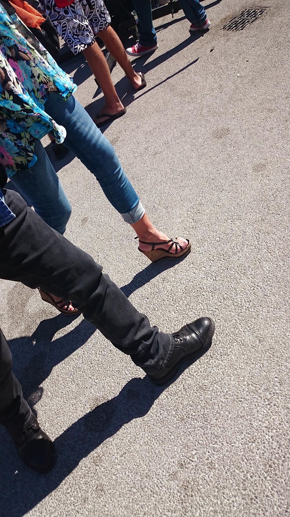 22P Candid heels feet and legs 1