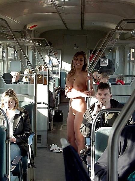 25P Nude train
