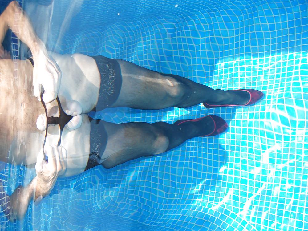 12P Kinky sexy pool fun