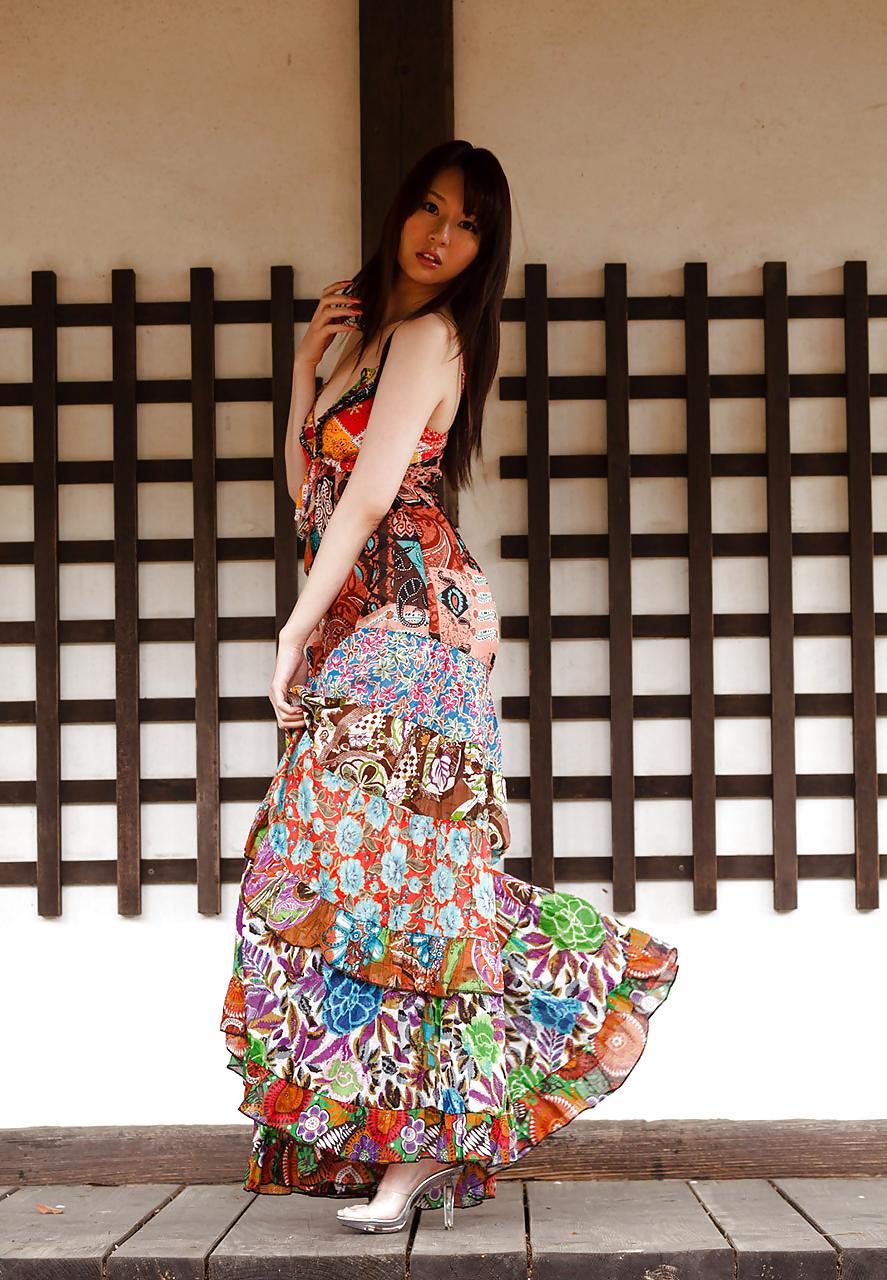 13P Japanese girl nude in public