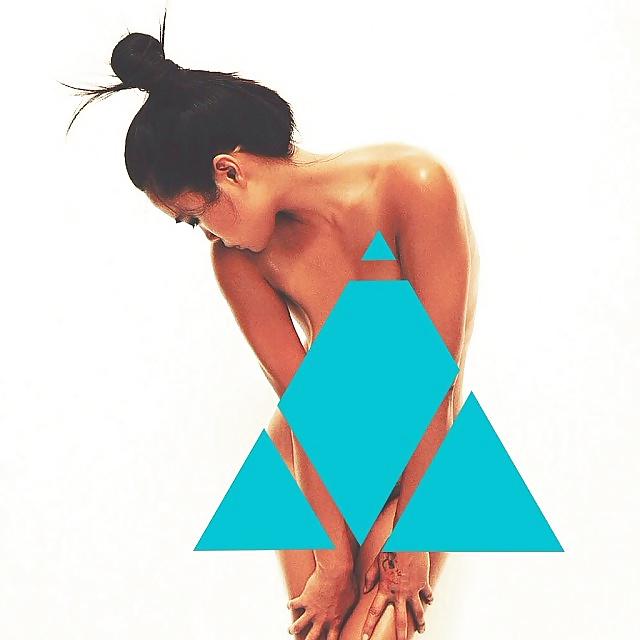 25P Artistic nude photography