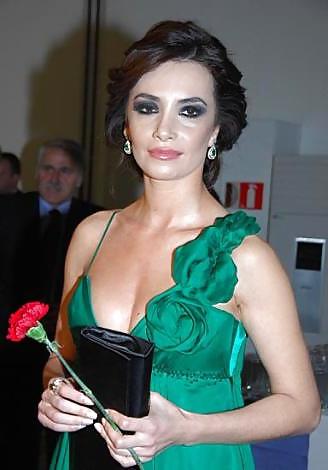 22P Turkish milf 4 BIG BLACK COCK