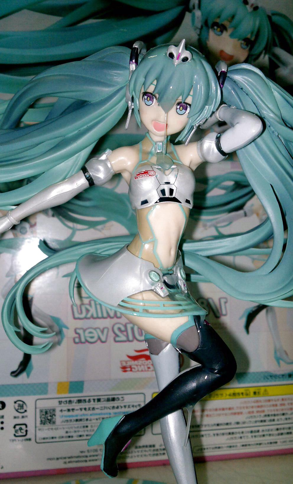 13P Hatsune Miku Racing Queen SOF