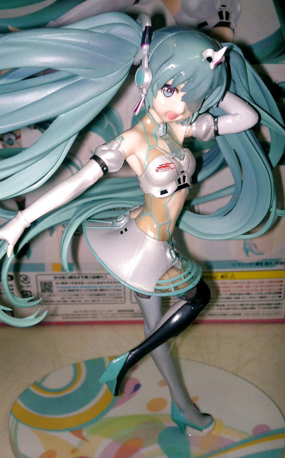 13P Hatsune Miku Racing Queen SOF