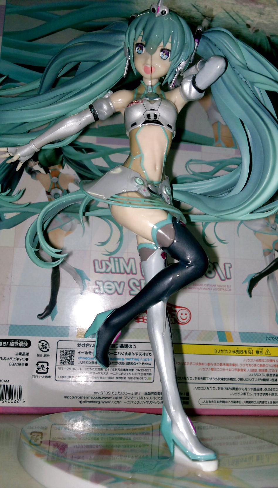 13P Hatsune Miku Racing Queen SOF