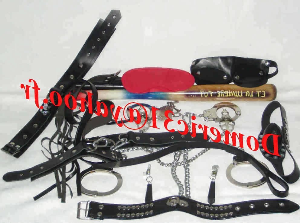 14P Jouets et tenues - Toys and clothes