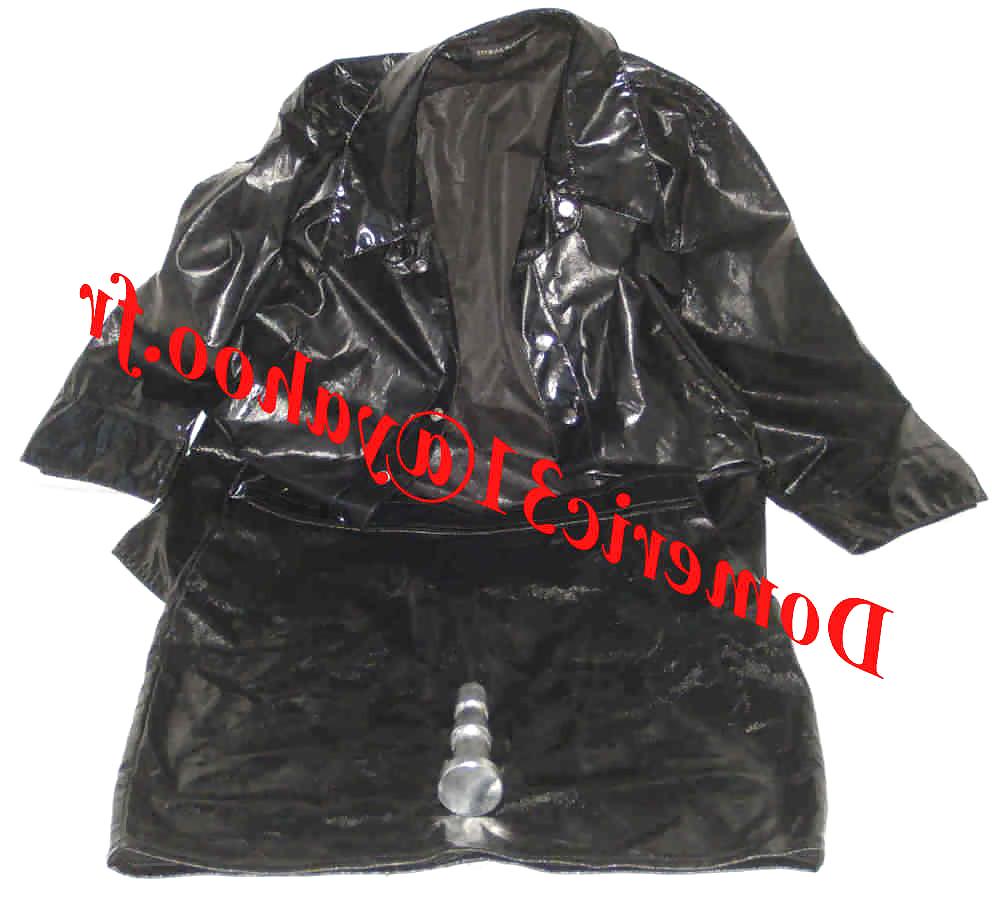 14P Jouets et tenues - Toys and clothes