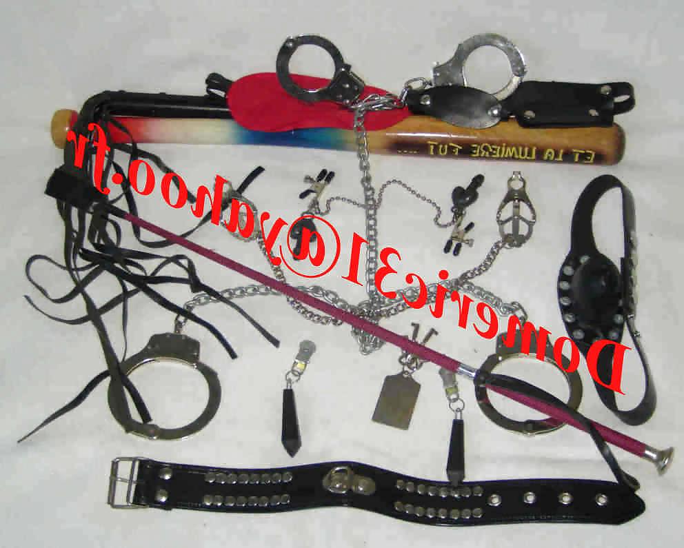 14P Jouets et tenues - Toys and clothes