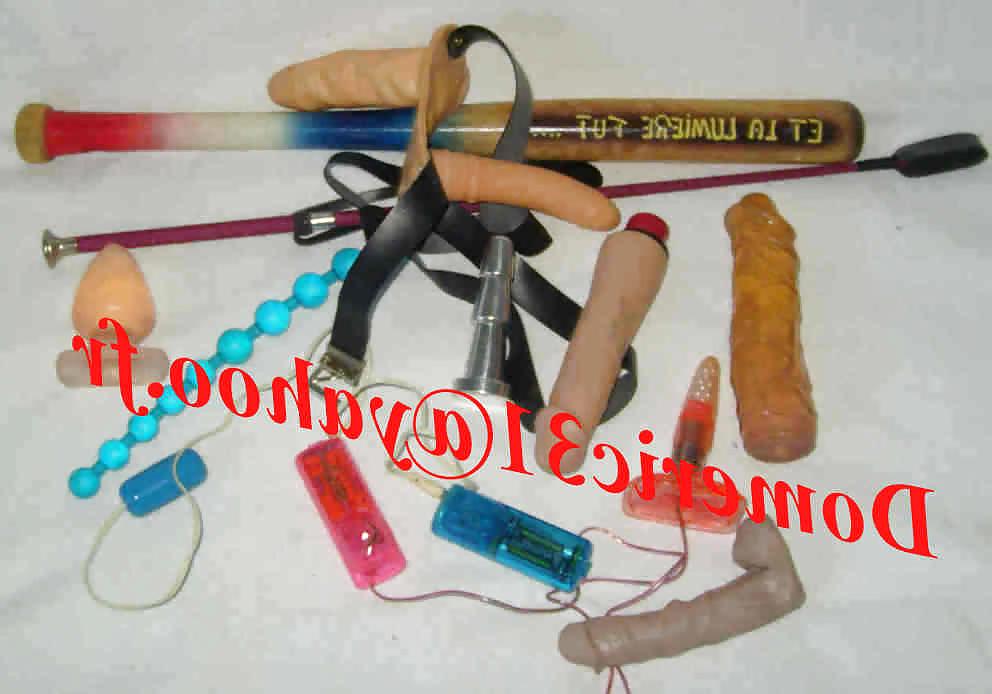 14P Jouets et tenues - Toys and clothes