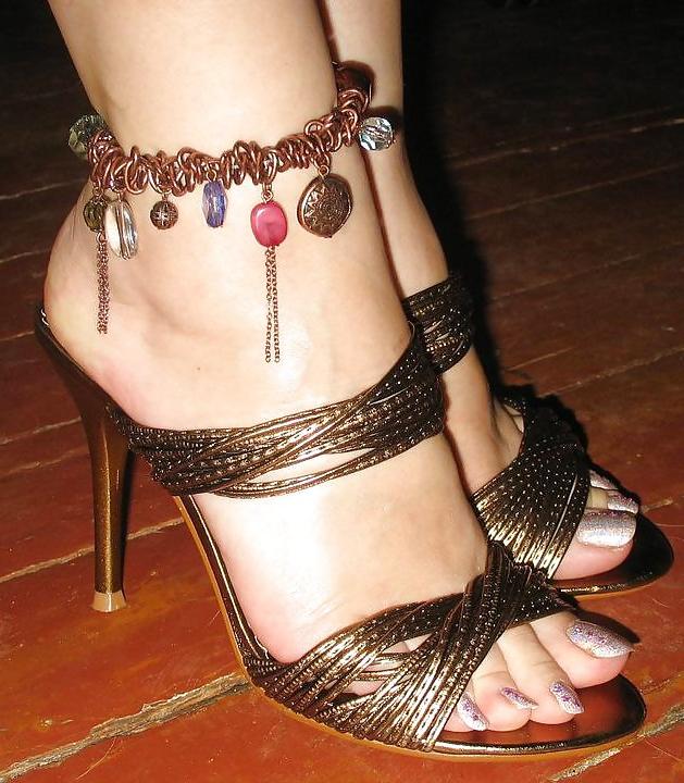 25P Sexy toes and feets part-II