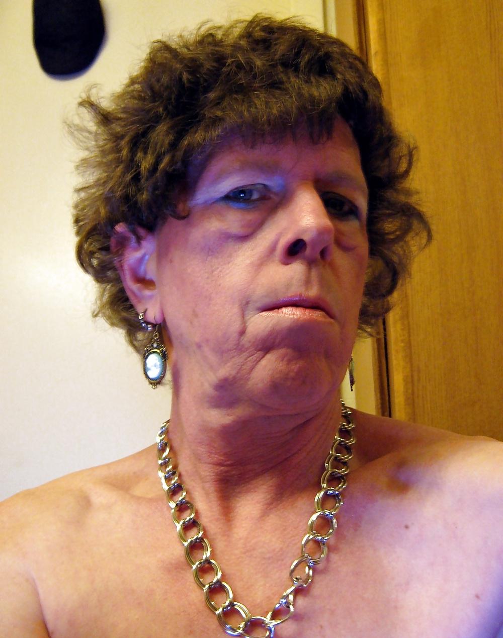 25P JOANNE SLAM - GRAMMA LOVES TO PLAY
