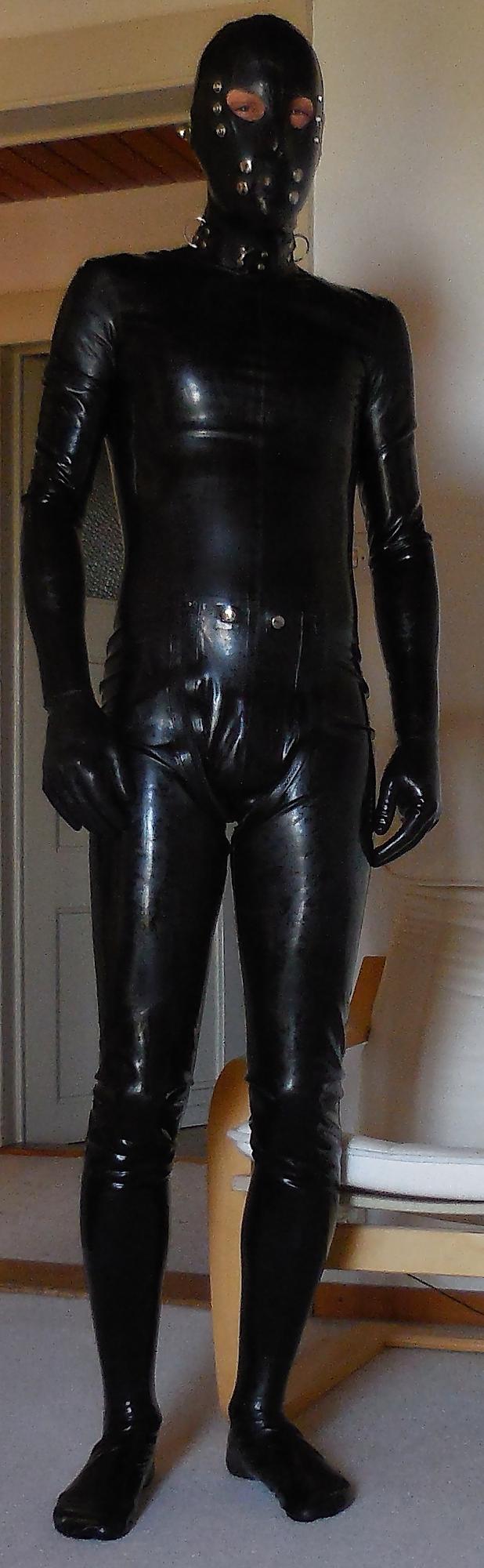 14P Black catsuit play