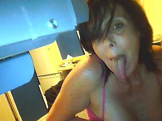 6P Suzies tongue