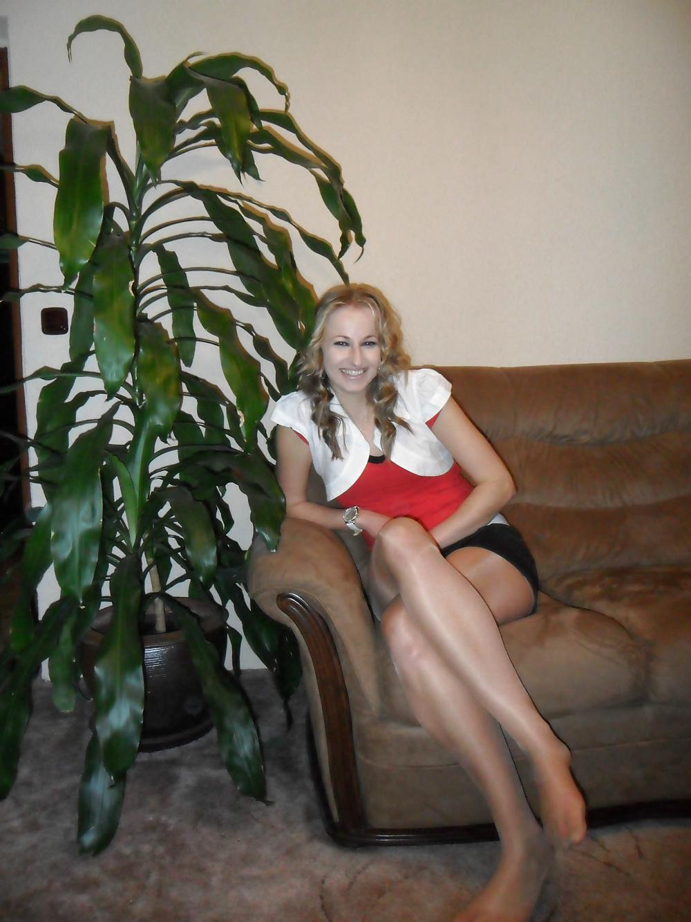 25P June 2014 Party Girls Feet and legs