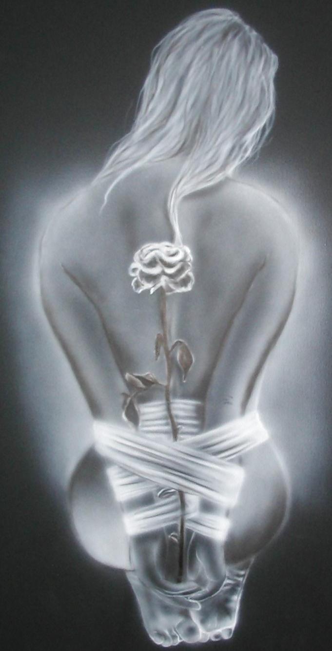 25P Erotic Art of Roses - Session 1