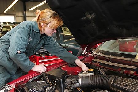 25P Makes me cum part 29: female mechanics