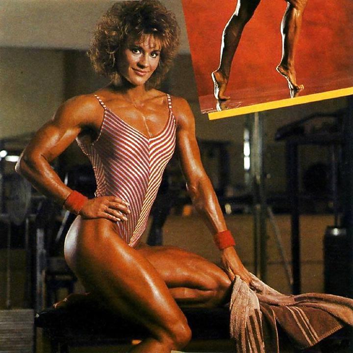 25P Cory Everson - Retro female muscle 