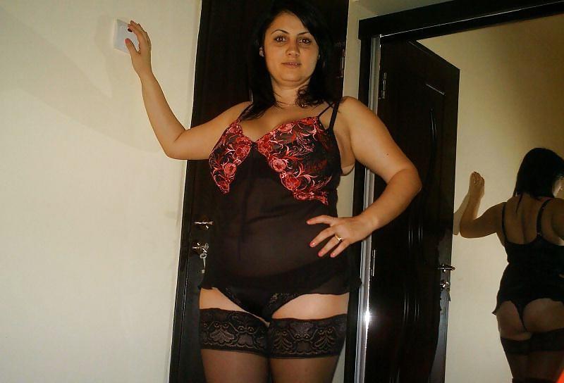14P Big tit horny bitch