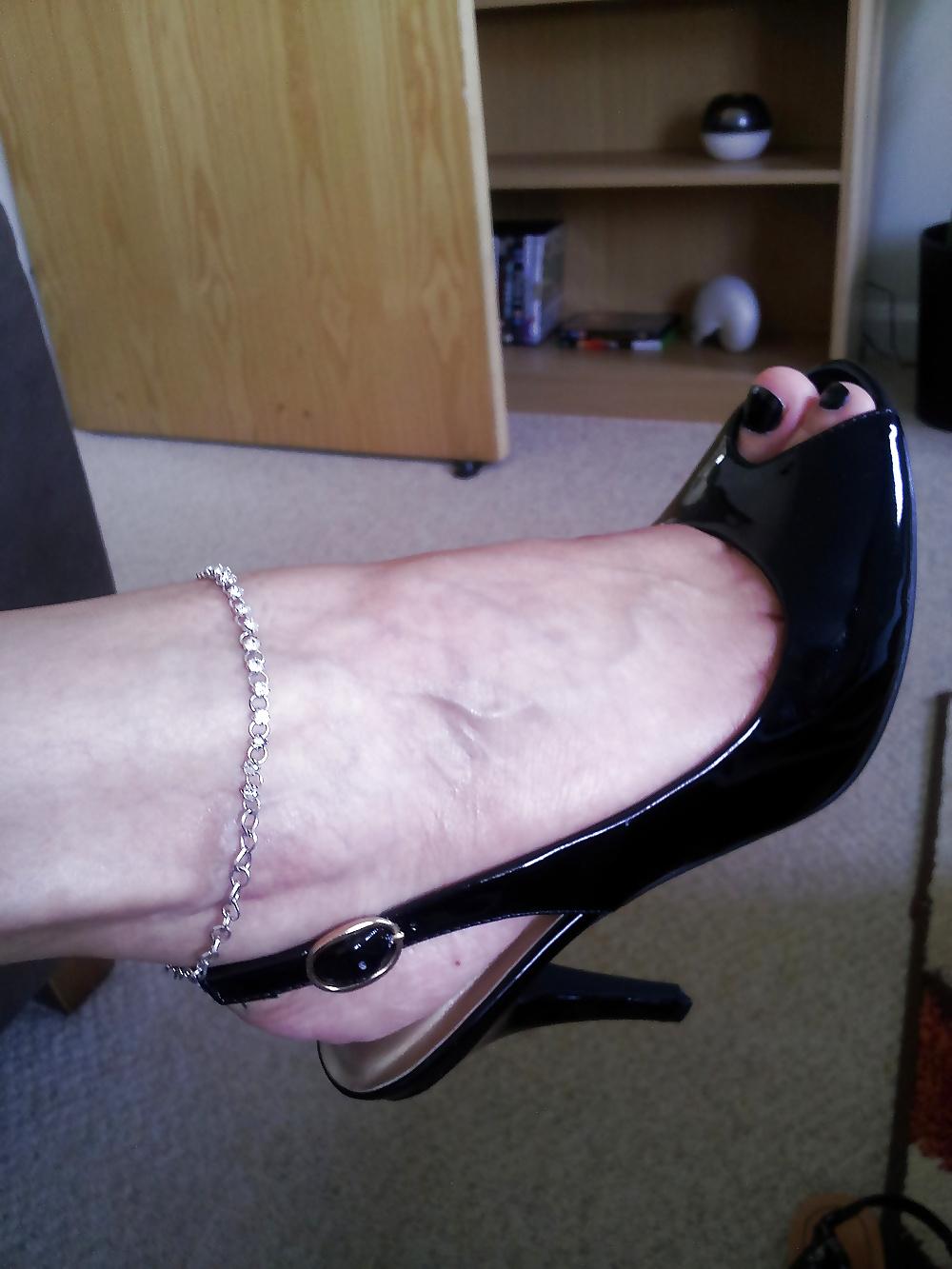 25P Feet, shoes, shoejob.. Pt 1