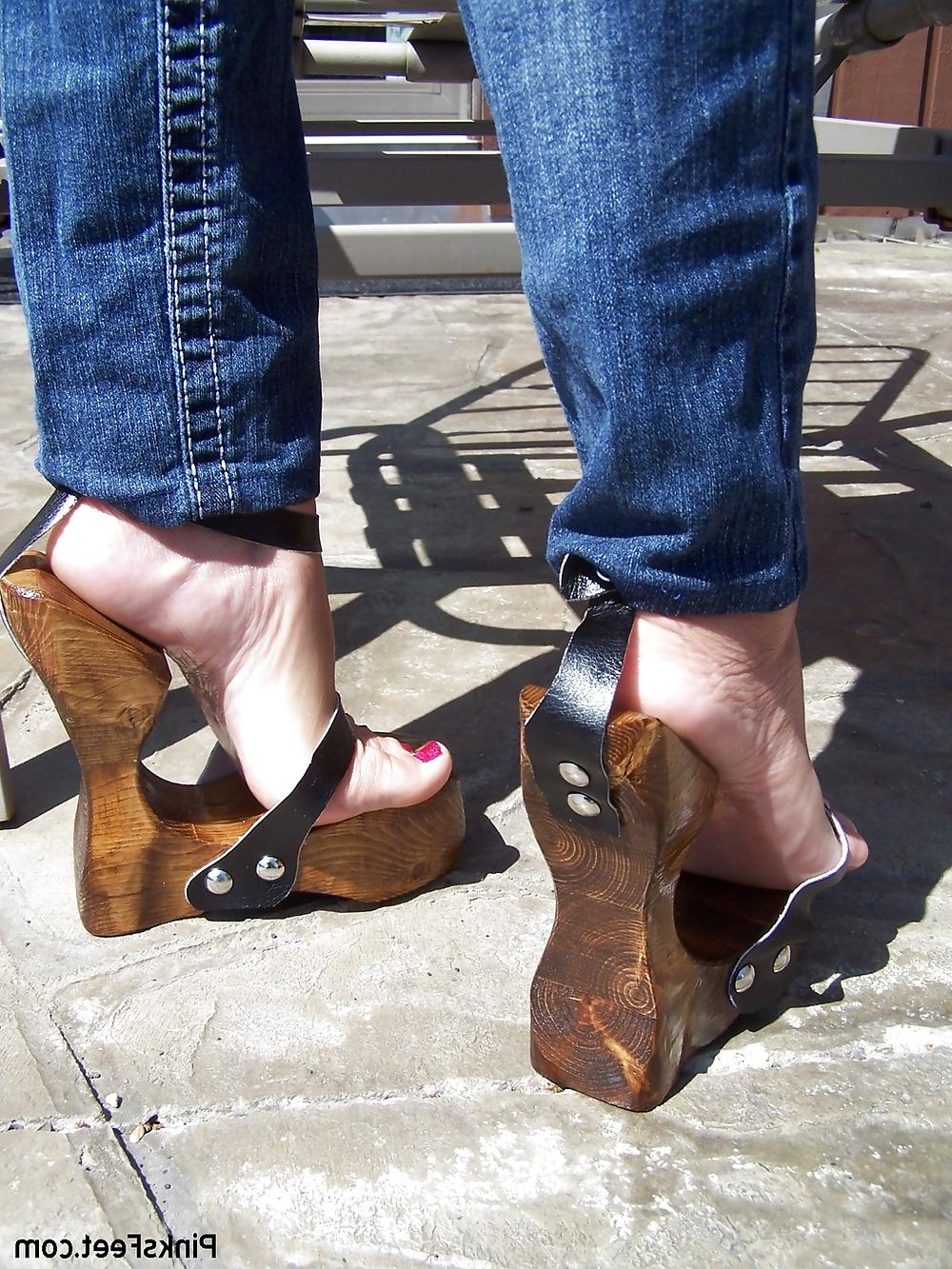 25P Feet, shoes, shoejob.. Pt 1