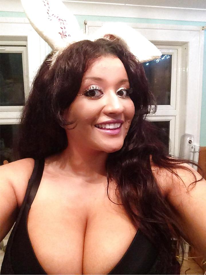 25P British Girl With Huge Tits