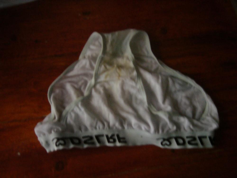 20P Sri lankan mom's underwears 2