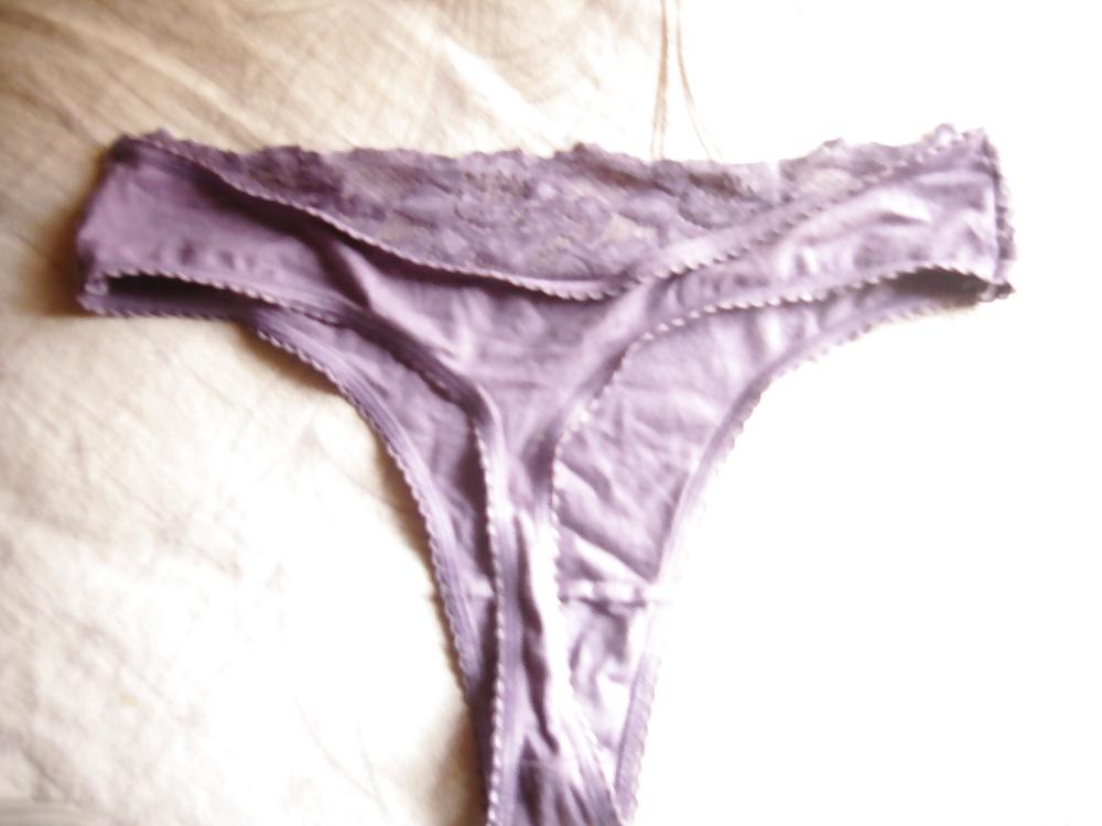 20P Sri lankan mom's underwears 2