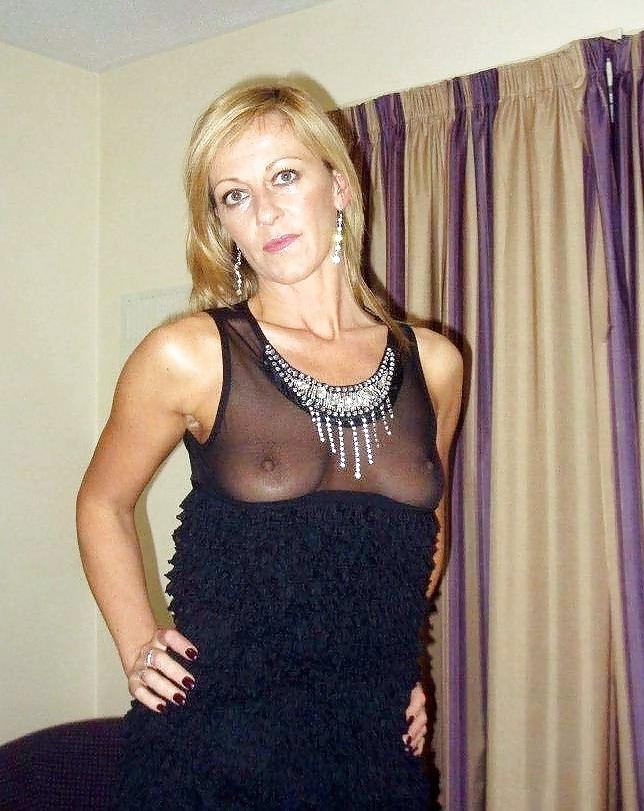 25P WIVES DRESSED FOR HUNTING BBC.