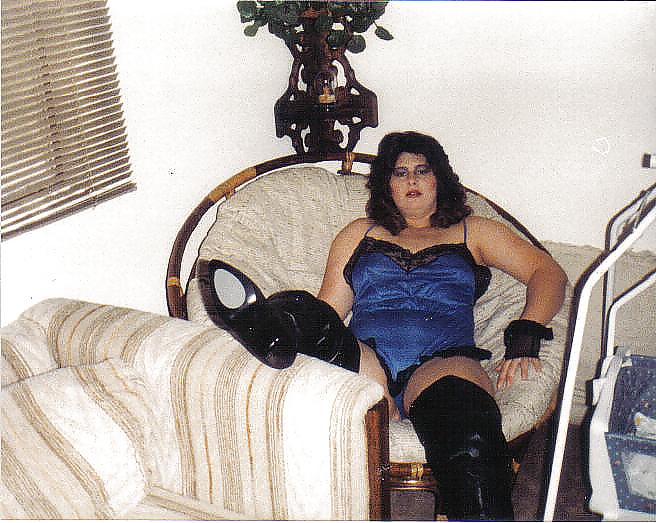 6P My ex in gloves n thighboots, miss those days :D