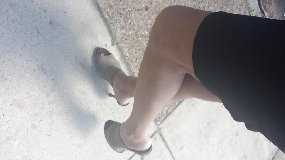 25P More sexy toes