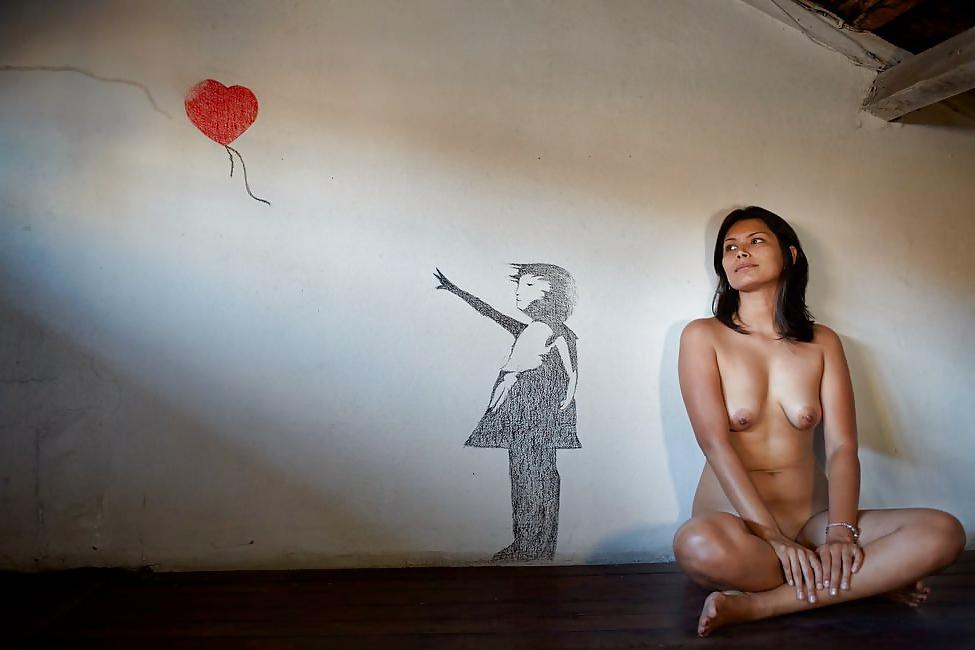 25P Natural women from brazil 
