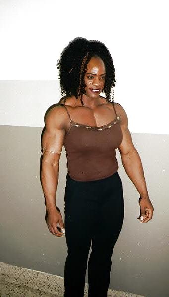 10P Th-resa Bostick - female muscles