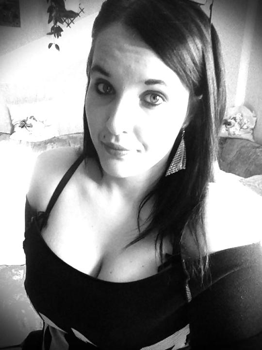 20P Busty Facebook Bitch