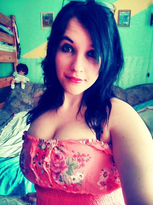 20P Busty Facebook Bitch