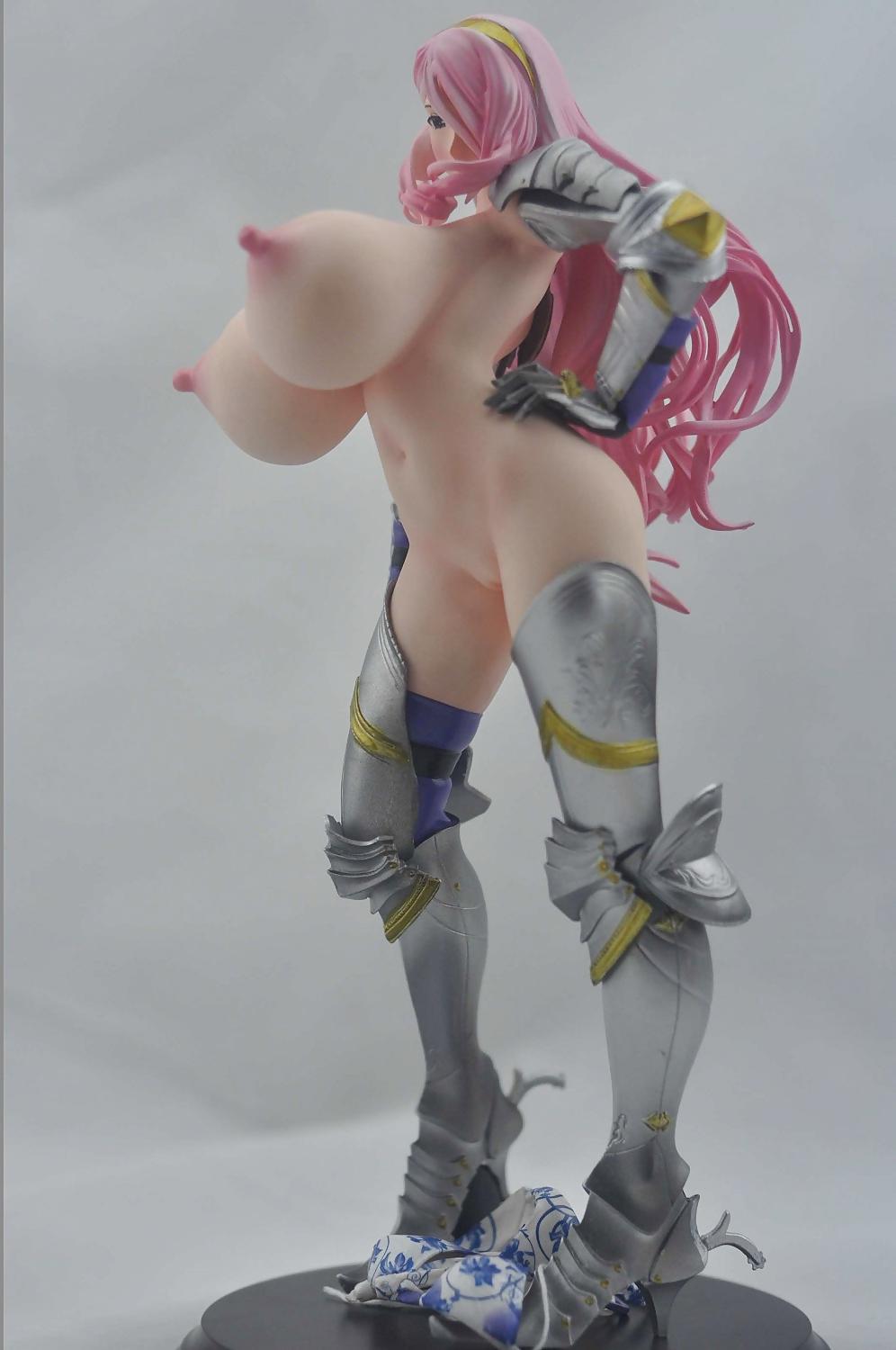25P My Queen's Blade Figures